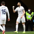 Allo United il derby di Manchester: 0-2 e stop alla corsa di Guardiola. 1-1 invece a Madrid, Benzema risponde a Suarez
