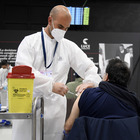 Vaccini Lazio, prenotazioni da mezzanotte per 5 nuovi centri