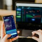 immagine Trading online, prima la mail poi la truffa: «Così hanno svuotato il conto di un pensionato napoletano»