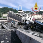 Genova, 39 morti sotto al ponte crollato. «Non è stata una fatalità, ma un errore umano»