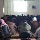 â¢ L'Isis proietta le esecuzioni al cinema e la folla esulta