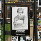 Lady Diana, una statua (davanti a Harry e William) per la principessa del popolo. Che oggi compirebbe 60 anni