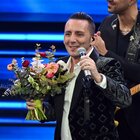 Sanremo, la commozione di Kekko dei Modà: «Amadeus, volevo ringraziarti per l'opportunità, più come uomo che come artista»