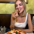Chiara Ferragni, il mistero della fetta in più: «Ecco la pizza che si rigenera»