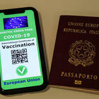 Green Pass europeo solo dopo secondo dose vaccino, ma per la carta verde italiana ne basta solo una: come funziona