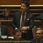 Crisi di governo, le facce di Salvini durante il discorso di Conte