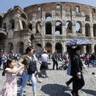 immagine Italia invasa dai turisti: «Record di stranieri». La scommessa sul Pil