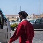 Migranti, paura a Gualdo Cattaneo (Perugia): «Fuggiti 23 tunisini». Ma erano tutti negativi ai test»