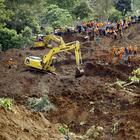 • Frana a Java: intero villaggio distrutto, si cercano 38 dispersi