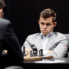 Il "Mozart" degli scacchi Magnus Carlsen ha trovato un rivale: è un esule iraniano di 16 anni
