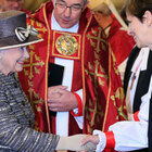 Regina Elisabetta, un altro forfait: dopo 51 anni assente al sinodo della Chiesa d'Inghilterra Come sta