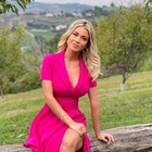 Diletta Leotta su Instagram, boom di like per le foto in campagna. «Come Madre Natura»