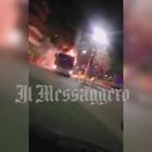 Autobus prende fuoco al Laurentino