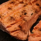 Trancio di salmone vegano (stampato in 3D) in arrivo nei supermercati italiani: ecco come si cucina