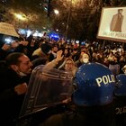 Napoli, nuova protesta: in 2mila sfilano contro misure del governo