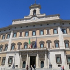 “Furbetti di Montecitorio”, 5 deputati chiedono bonus Inps: 3 Lega, 1 M5S, 1 IV. Bufera in Parlamento