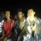 Ecco i volti dei 12 ragazzi chiusi nella grotta Video