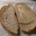 Roma, pranzo "fantasma" servito ai bimbi: un panino con una sola fetta di formaggio