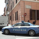 Roma, turista stuprata nell'ostello delle suore da 2 ragazzi in zona Termini: dal drink al pub alla notte da incubo
