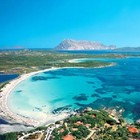 Sardegna, obbligo di registrazione per chi arriva: tracciati anche gli spostamenti interni