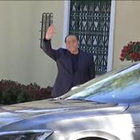 Berlusconi: «Sono tornato a Roma». E posta video con musica "epica"