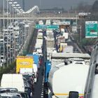 Roma, incidente tra auto sul Gra: traffico in tilt