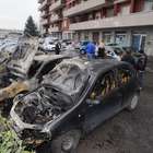 Piromani in azione a Segrate: bruciate le auto parcheggiate...