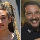 Carola Rackete, Salvini indagato per diffamazione: «Per me è una medaglia»