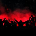 Inter-Juve, bombe carta contro la polizia e contro i pullman dei tifosi bianconeri: 50 interisti in Questura