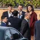 Francesca Verdini con Salvini al giuramento del governo Meloni: mini abito con gambe scoperte (e sguardi d'amore...)
