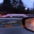 Il treno precipitato sull'autostrada: ecco il video choc