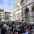Venezia, ticket per entrare in centro al via: prima città d'arte al mondo “a pagamento”. Quanto costa il biglietto