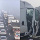 Tamponamento A22 tra Reggio e Modena, due morti e decine di feriti. Cento mezzi coinvolti, chiusa l'autostrada