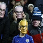 Il post Ranieri inizia col 3-1 al Liverpool Ma i tifosi indossano la maschera di Sir Claudio