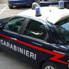 Frosinone, notte movimentata sulle strade di Alatri: carabiniere strattonato, giovane senza patente arrestato