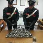 Roma, nasconde 24 chili di hashish sotto il sedile dell'auto: arrestato meccanico di 46 anni