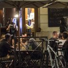 Roma, turista olandese molesta due ragazzine e al pub scoppia la rissa