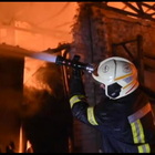 Ucraina, attacco con droni a Kharkiv: scoppiano tre incendi