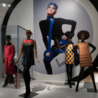 Pierre Cardin, lo stilista del futuro in mostra a New York