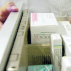 La difesa dei farmacisti: «Le paghiamo 1 euro all'ingrosso»