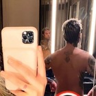 Fedez nudo, Chiara Ferragni pubblica su Instagram la foto vietata ai minori di 18 anni