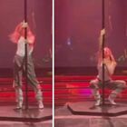 Alessia Marcuzzi, il video della pole dance scatena i fan