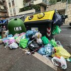 Rifiuti, a Roma salta la differenziata: così l'emergenza mette in crisi la raccolta