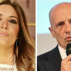 «Selvaggia Lucarelli esperta di zo****aggine»: Alessandro Sallusti rinviato a giudizio