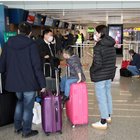 Virus, tensione Italia-Cina per stop a voli. Di Maio: «Il blocco resta»