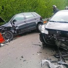 Incidente stradale choc: frontale tra due auto, morto a 19 anni
