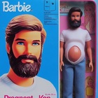 Ken incinto, «le vendite battono tutti i record»: la bambola indigna i social, ma non esiste