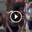Esorcismo choc: il video della donna posseduta che sputa sangue diventa virale