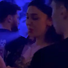 Belen Rodriguez a sorpresa in Veneto, balla e canta le canzoni de Il Pagante nella discoteca Fonderie Musicali di Rosolina