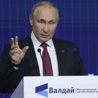 Putin minaccia ancora: «Il dominio dell'Occidente è finito». Gli Usa: «Se userà nucleare, risposta significativa»